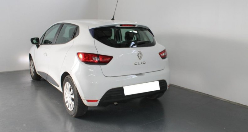 Renault Clio 1.2i 16V - 75 IV BERLINE Life PHASE 2 2018 - photo n°6 Renault Clio 1.2i 16V - 75 IV BERLINE Life PHASE 2  occasion à Saint André de corcy - photo n°6