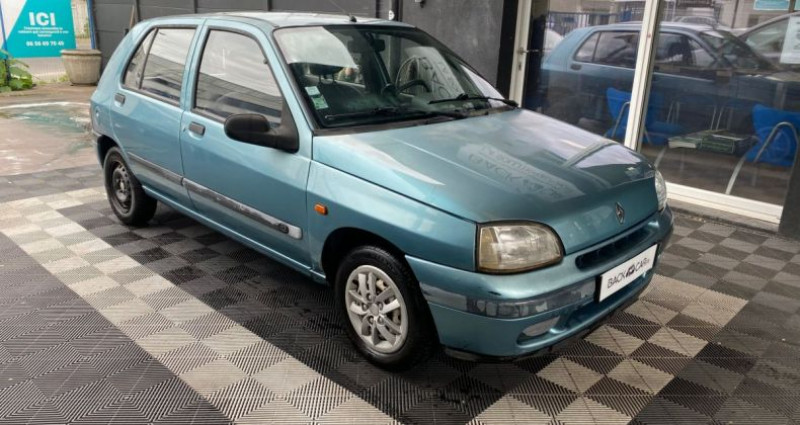 Renault Clio 1.2i RN