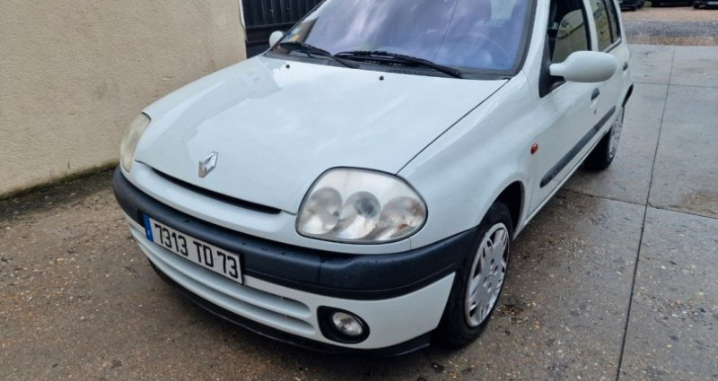 Renault Clio 1.4 essence 98ch rxt 1ère main 100.000km