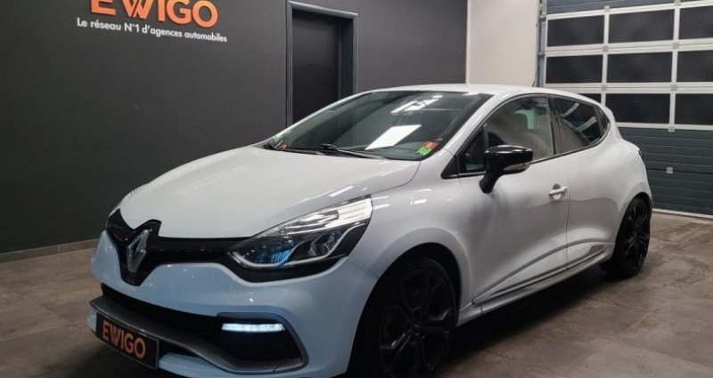 Renault Clio 1.6 200ch CUP EDC 2015 Renault Clio 1.6 200ch CUP EDC  occasion à Hoenheim