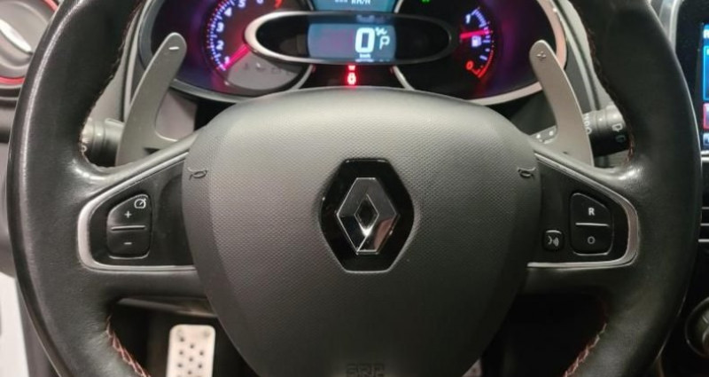 Renault Clio 1.6 200ch CUP EDC 2015 - photo n°4 Renault Clio 1.6 200ch CUP EDC  occasion à Hoenheim - photo n°4
