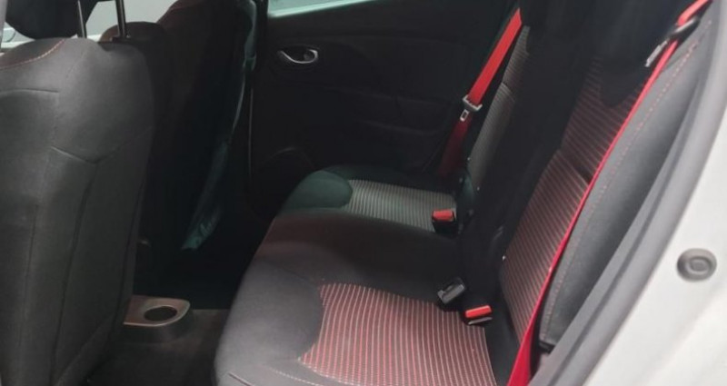 Renault Clio 1.6 200ch CUP EDC 2015 - photo n°7 Renault Clio 1.6 200ch CUP EDC  occasion à Hoenheim - photo n°7