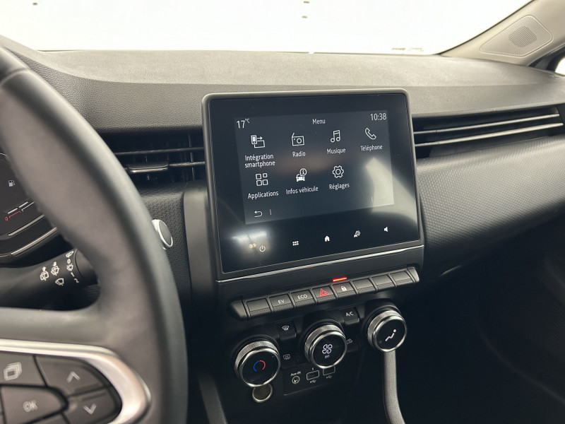 Renault Clio 1.6 E-Tech 140ch Zen 2020 - photo n°18 Renault Clio 1.6 E-Tech 140ch Zen  occasion à SAINT-GREGOIRE - photo n°18