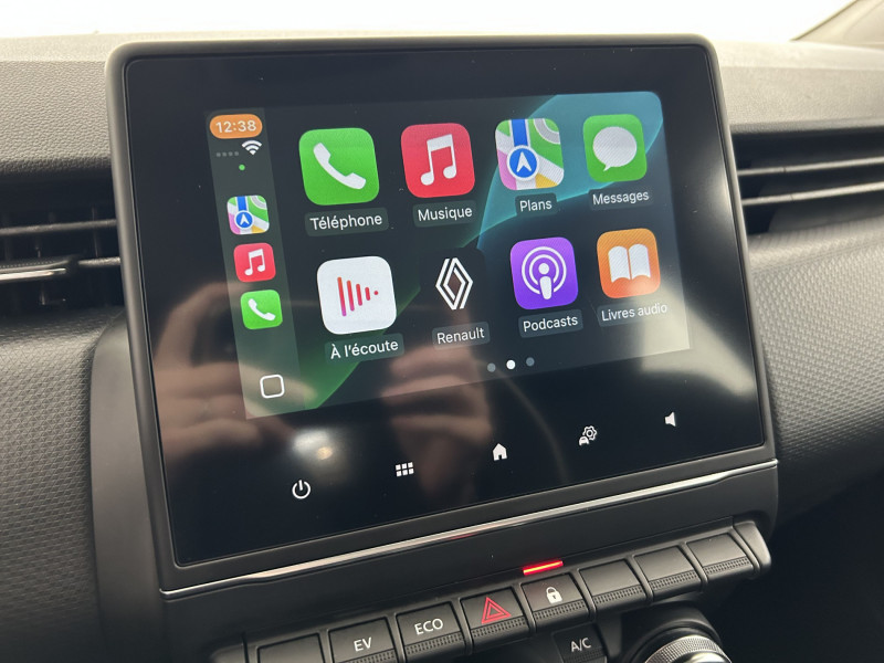 Renault Clio 1.6 E-Tech 140ch Zen 2020 - photo n°16 Renault Clio 1.6 E-Tech 140ch Zen  occasion à SAINT-GREGOIRE - photo n°16