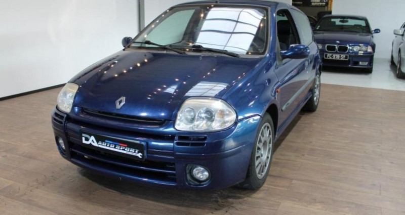 Renault Clio 2.0i 16V II BERLINE Sport PHASE 1