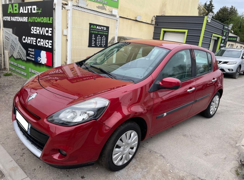 Renault Clio 3 1.5 DCI 85 Ch PACK CLIM