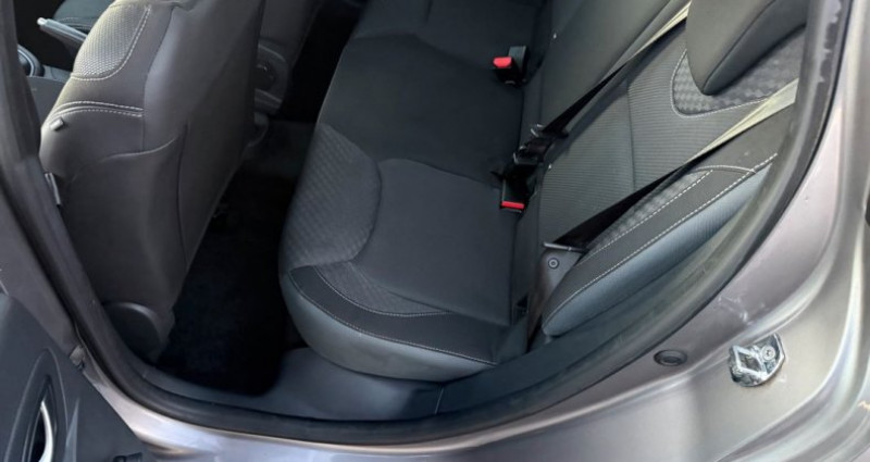 Renault Clio 4 ESTATE DCI 90 BUSINESS EURO6 1ère MAIN 2016 - photo n°6 Renault Clio 4 ESTATE DCI 90 BUSINESS EURO6 1ère MAIN  occasion à CHARMEIL - photo n°6