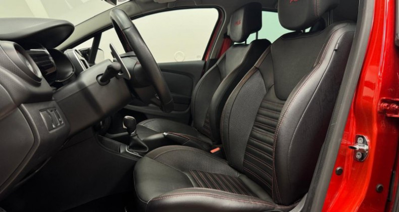 Renault Clio 4 RS Trophy 1.6 220 ch EDC / Sellerie Cuir / Caméra / RS Mon 2016 - photo n°6 Renault Clio 4 RS Trophy 1.6 220 ch EDC / Sellerie Cuir / Caméra / RS Mon  occasion à GLEIZE - photo n°6