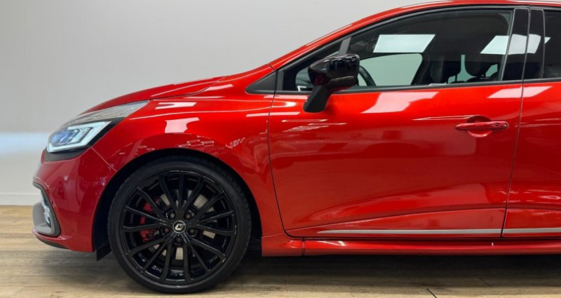 Renault Clio 4 RS Trophy 1.6 220 ch EDC / Sellerie Cuir / Caméra / RS Mon 2016 - photo n°4 Renault Clio 4 RS Trophy 1.6 220 ch EDC / Sellerie Cuir / Caméra / RS Mon  occasion à GLEIZE - photo n°4