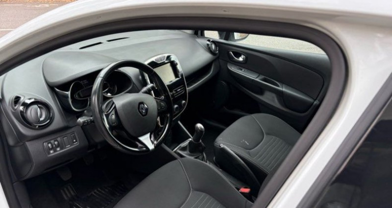 Renault Clio 4 Tce 90 Limited 2016 106000kms 2016 - photo n°4 Renault Clio 4 Tce 90 Limited 2016 106000kms  occasion à SAINT-ETIENNE - photo n°4