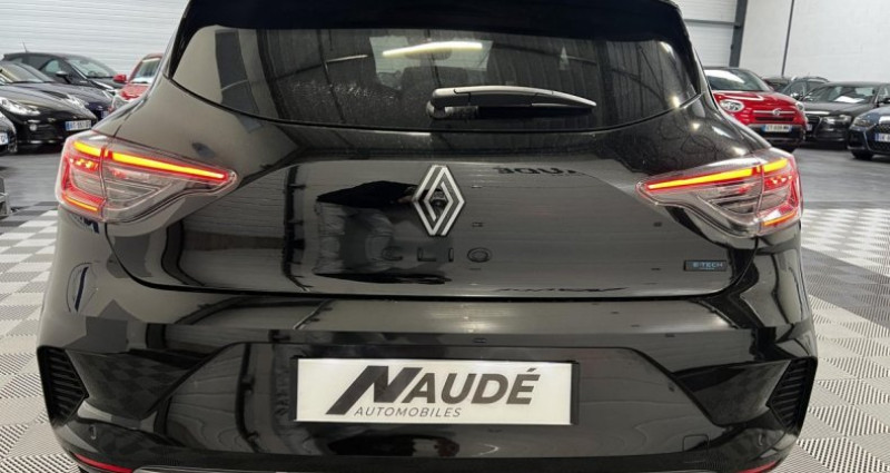Renault Clio 5 V 1.6 E-TECH FULL HYBRID 145 CH ESPRIT ALPINE - Garantie c 2024 - photo n°6 Renault Clio 5 V 1.6 E-TECH FULL HYBRID 145 CH ESPRIT ALPINE - Garantie c  occasion à CHAPONOST - photo n°6