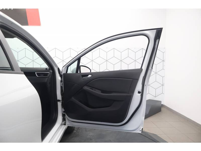 Renault Clio Blue dCi 100 - 21N Business 2022 - photo n°8 Renault Clio Blue dCi 100 - 21N Business  occasion à LESCAR - photo n°8
