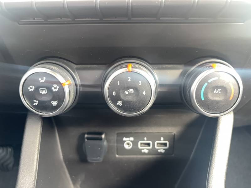 Renault Clio Blue dCi 100 Evolution 2023 - photo n°18 Renault Clio Blue dCi 100 Evolution  occasion à Tonneins - photo n°18