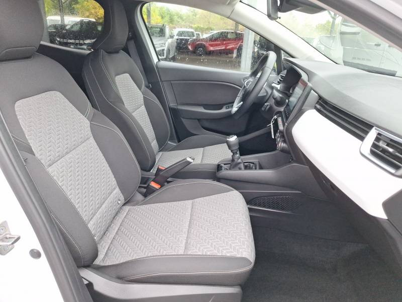 Renault Clio Blue dCi 100 Evolution 2023 - photo n°12 Renault Clio Blue dCi 100 Evolution  occasion à Villeneuve-sur-Lot - photo n°12