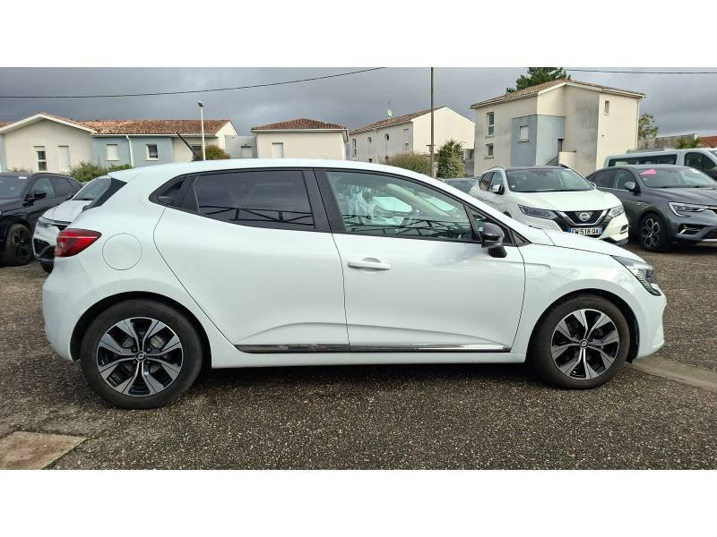 Renault Clio Blue dCi 100 Evolution 2023 - photo n°6 Renault Clio Blue dCi 100 Evolution  occasion à Agen - photo n°6