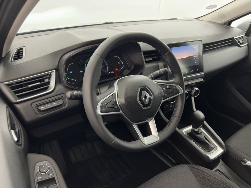 Renault Clio Clio E-Tech 140 21N Business 5p 2022 - photo n°14 Renault Clio Clio E-Tech 140 21N Business 5p  occasion à SAINT-GREGOIRE - photo n°14