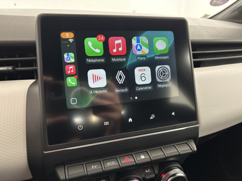 Renault Clio Clio E-Tech 140 21N Limited 5p 2021 - photo n°15 Renault Clio Clio E-Tech 140 21N Limited 5p  occasion à SAINT-GREGOIRE - photo n°15