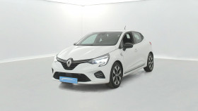 Renault Clio occasion 2022 mise en vente à SAINT-GREGOIRE par le garage BRIOCAR RENNES - photo n°1