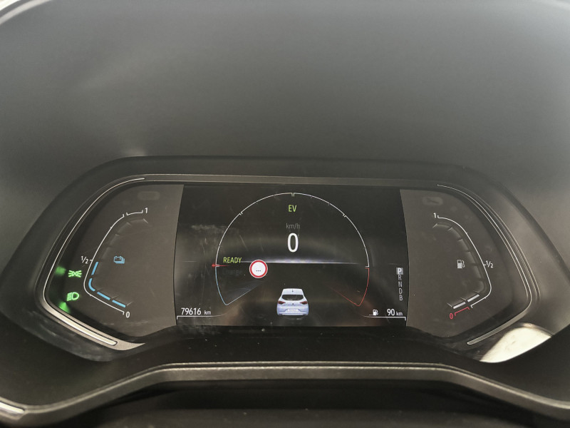 Renault Clio Clio E-Tech 140 Zen 5p 2021 - photo n°17 Renault Clio Clio E-Tech 140 Zen 5p  occasion à SAINT-GREGOIRE - photo n°17