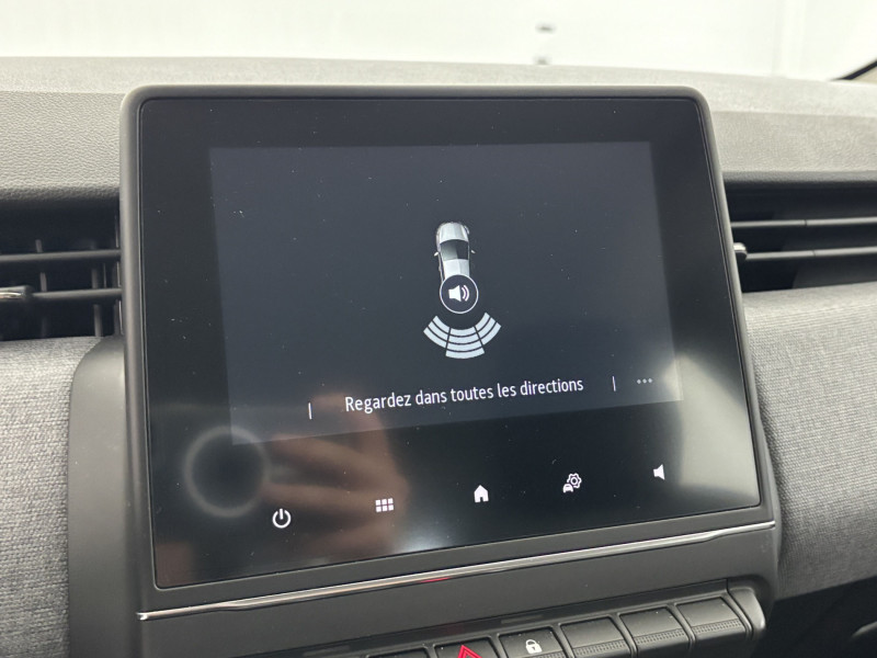 Renault Clio Clio TCe 100 GPL Evolution 5p 2024 - photo n°18 Renault Clio Clio TCe 100 GPL Evolution 5p  occasion à SAINT-GREGOIRE - photo n°18