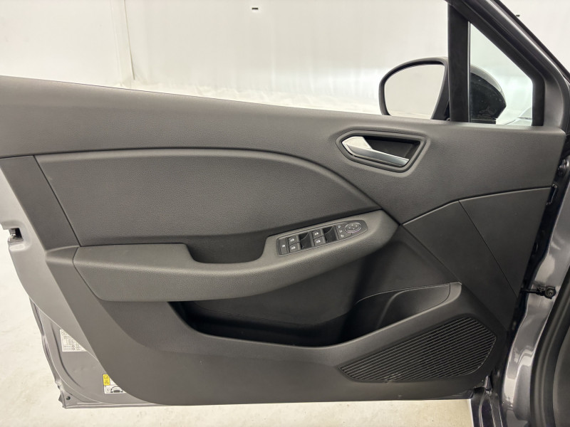 Renault Clio Clio TCe 100 GPL Evolution 5p 2024 - photo n°11 Renault Clio Clio TCe 100 GPL Evolution 5p  occasion à SAINT-GREGOIRE - photo n°11