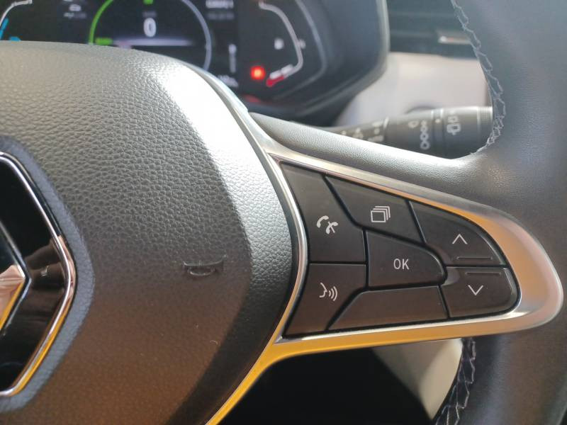 Renault Clio E-Tech 140 - 21N Intens 2022 - photo n°15 Renault Clio E-Tech 140 - 21N Intens  occasion à Toulouse - photo n°15