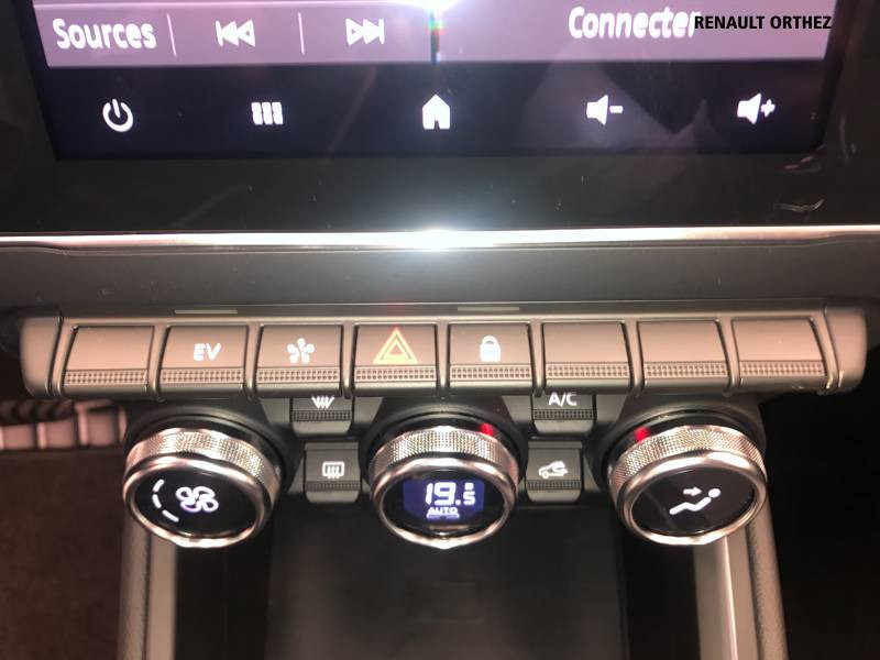 Renault Clio E-Tech full hybrid 145 ch GSR2 Techno 2025 - photo n°20 Renault Clio E-Tech full hybrid 145 ch GSR2 Techno  occasion à Orthez - photo n°20