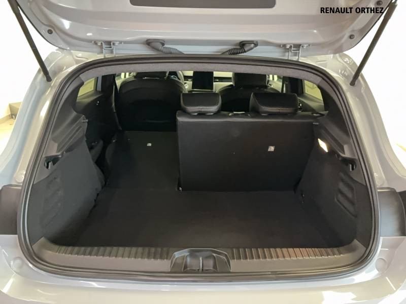 Renault Clio E-Tech full hybrid 145 ch GSR2 Techno 2025 - photo n°18 Renault Clio E-Tech full hybrid 145 ch GSR2 Techno  occasion à Orthez - photo n°18