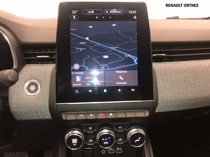Renault Clio E-Tech full hybrid 145 ch GSR2 Techno 2025 - photo n°18 Renault Clio E-Tech full hybrid 145 ch GSR2 Techno  occasion à Orthez - photo n°18