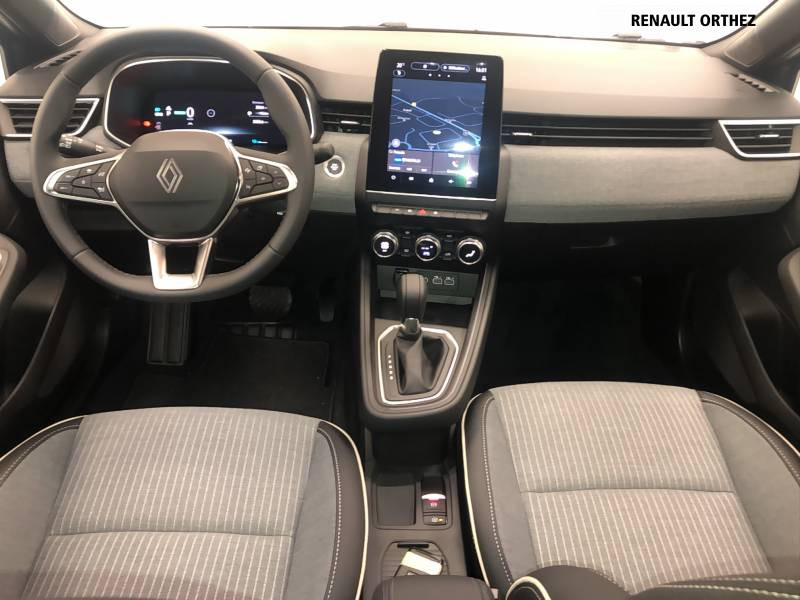 Renault Clio E-Tech full hybrid 145 ch GSR2 Techno 2025 - photo n°12 Renault Clio E-Tech full hybrid 145 ch GSR2 Techno  occasion à Orthez - photo n°12