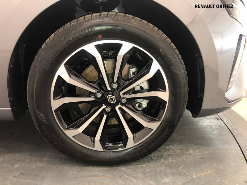 Renault Clio E-Tech full hybrid 145 ch GSR2 Techno 2025 - photo n°16 Renault Clio E-Tech full hybrid 145 ch GSR2 Techno  occasion à Orthez - photo n°16