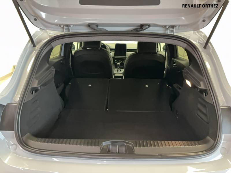 Renault Clio E-Tech full hybrid 145 ch GSR2 Techno 2025 - photo n°19 Renault Clio E-Tech full hybrid 145 ch GSR2 Techno  occasion à Orthez - photo n°19