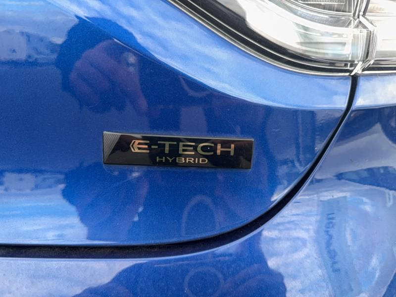 Renault Clio E-Tech full hybrid 145 Evolution 2024 - photo n°17 Renault Clio E-Tech full hybrid 145 Evolution  occasion à Langon - photo n°17