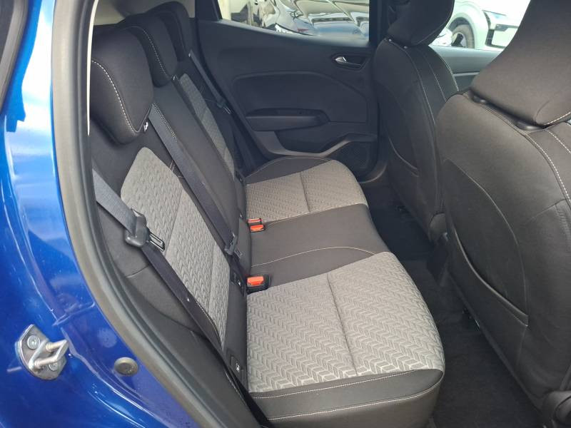 Renault Clio E-Tech full hybrid 145 Evolution 2023 - photo n°12 Renault Clio E-Tech full hybrid 145 Evolution  occasion à Agen - photo n°12