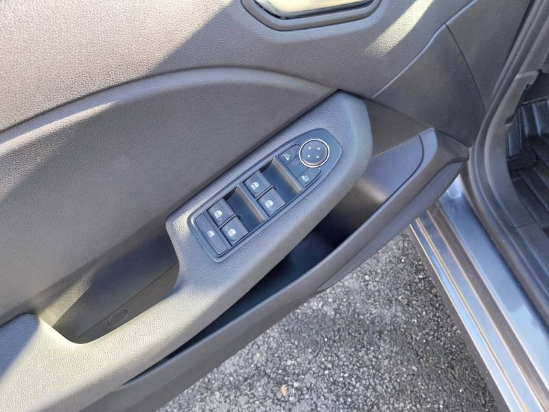 Renault Clio E-Tech full hybrid 145 GSR2 Evolution 2024 - photo n°5 Renault Clio E-Tech full hybrid 145 GSR2 Evolution  occasion à Biarritz - photo n°5