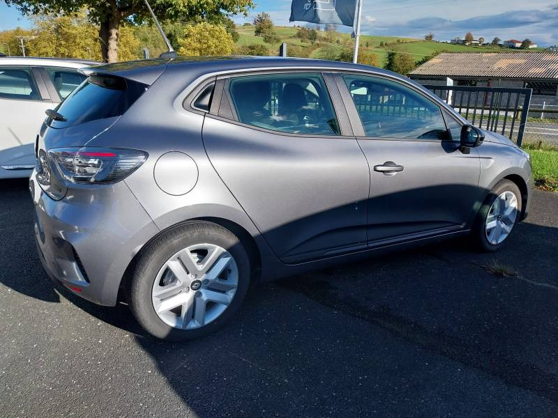 Renault Clio E-Tech full hybrid 145 GSR2 Evolution 2024 - photo n°2 Renault Clio E-Tech full hybrid 145 GSR2 Evolution  occasion à BAYONNE - photo n°2