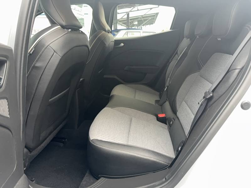 Renault Clio Eco-G 100 ch GSR2 Techno 2024 - photo n°20 Renault Clio Eco-G 100 ch GSR2 Techno  occasion à Langon - photo n°20