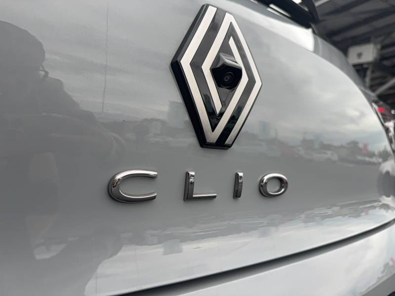 Renault Clio Eco-G 100 ch GSR2 Techno 2024 - photo n°16 Renault Clio Eco-G 100 ch GSR2 Techno  occasion à Langon - photo n°16