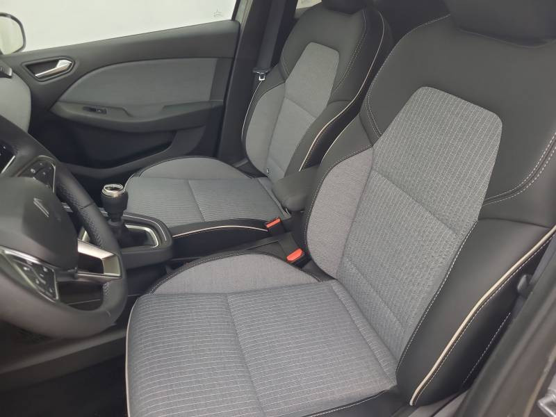 Renault Clio Eco-G 100 ch GSR2 Techno 2025 - photo n°3 Renault Clio Eco-G 100 ch GSR2 Techno  occasion à Condom - photo n°3