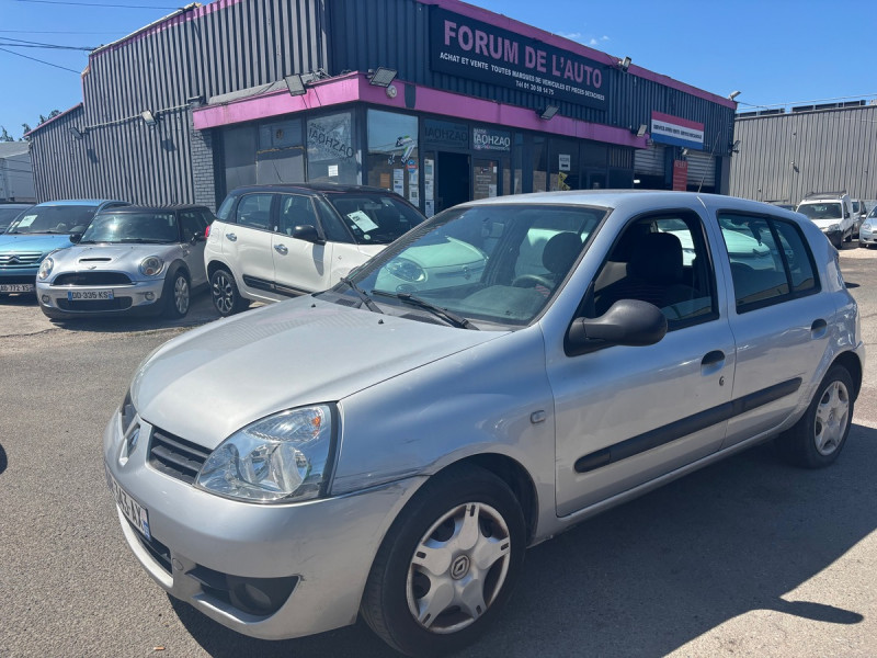 Renault Clio II (2) CAMPUS 1.2 60 GPL .COM 5P BELLE