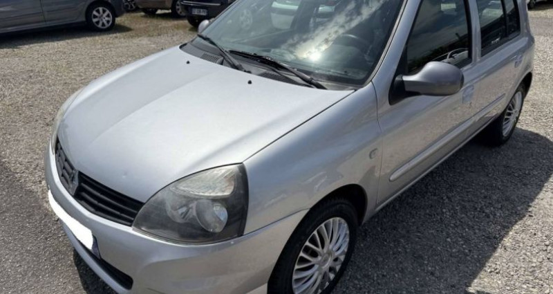 Renault Clio II 1.2 16v Campus Bye 5p