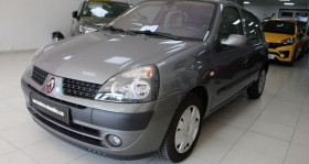 Renault Clio occasion 2003 mise en vente à Coulommiers par le garage MODERNE AUTO - photo n°1