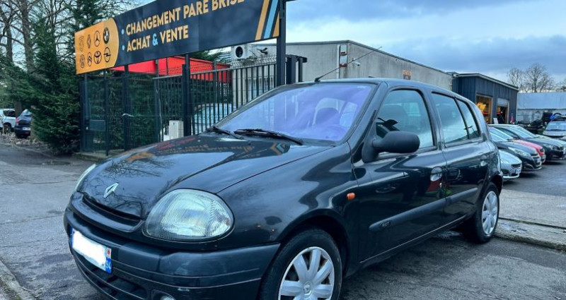 Renault Clio II 1.6 90 RXT