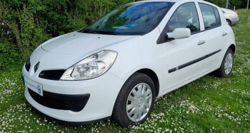 Renault Clio III (B-C85) 1.5 dCi 85ch Dynamique 5p