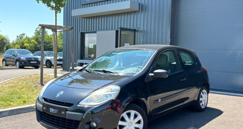 Renault Clio III 1.2 16V 75 CH EXPRESSION 3P