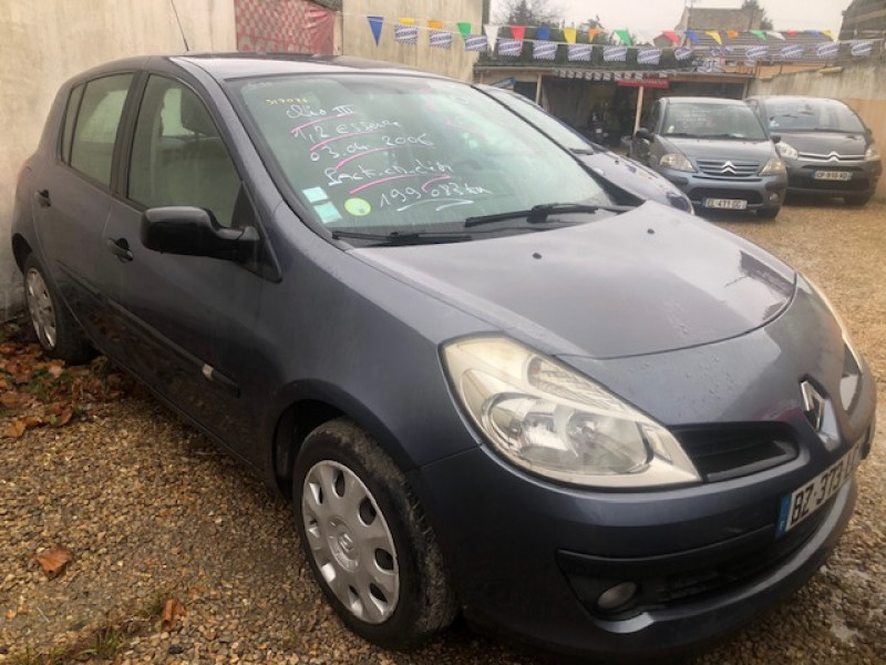 Renault Clio III 1.2 ES PACK CD CLIM TBG 2990E