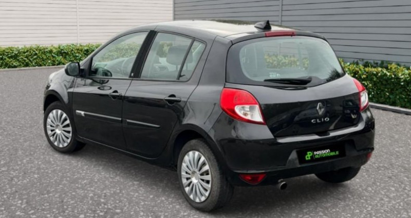 Renault Clio III 20TH ANNIVERSAIRE 2011 - photo n°5 Renault Clio III 20TH ANNIVERSAIRE  occasion à Loison Sous Lens - photo n°5