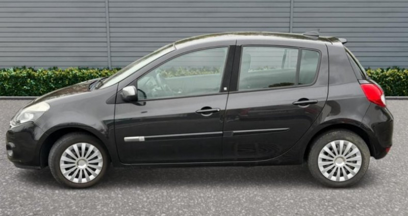 Renault Clio III 20TH ANNIVERSAIRE 2011 - photo n°2 Renault Clio III 20TH ANNIVERSAIRE  occasion à Loison Sous Lens - photo n°2