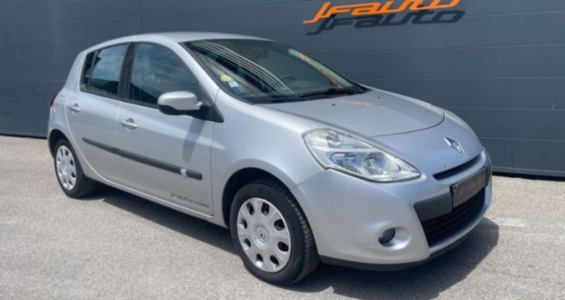 Renault Clio III PHASE 2 5P DCI (75CH) ECO2 70cv BVM