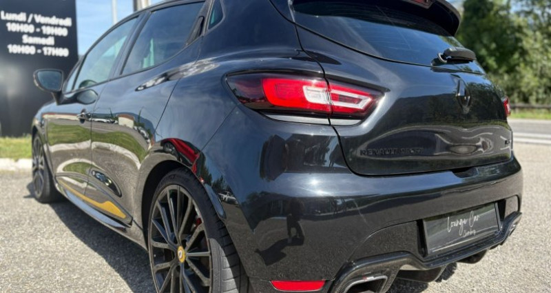 Renault Clio IV 220 EDC RS 18 2018 - photo n°5 Renault Clio IV 220 EDC RS 18  occasion à Challes-les-Eaux - photo n°5